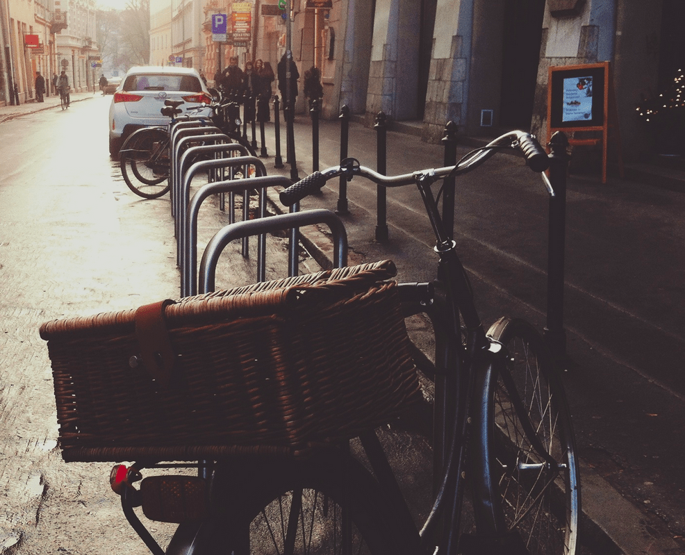 bike-european-street